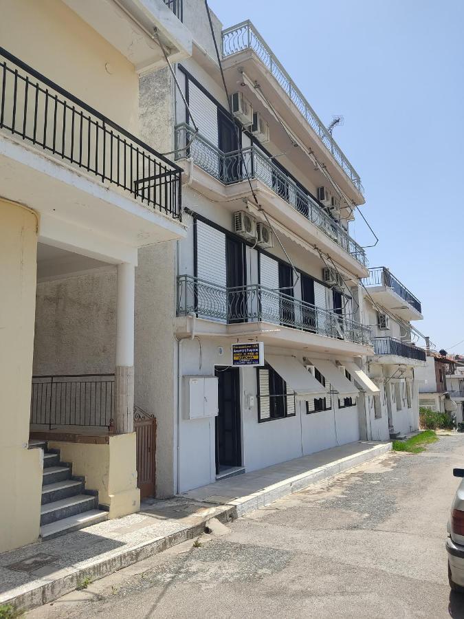 Λεμονιά Ενοικιαζόμενα Δωμάτια Loutra Edipsou  Exterior photo